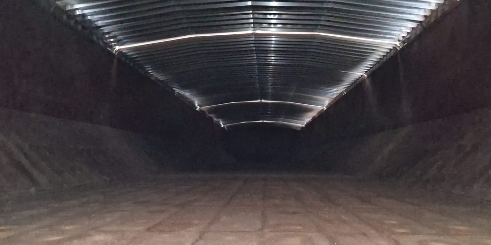 cargo hold L 82 storage